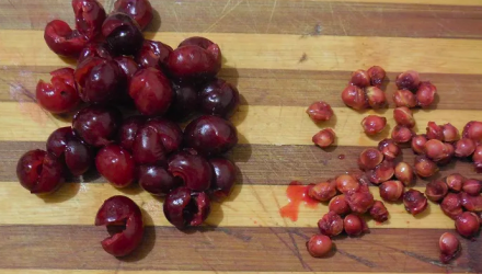 Ценные вишневые косточки: я давно им нашла применение в быту с пользой (сразу берите на заметку)