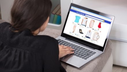 Как определить размер одежды и не ошибиться во время шопинга